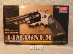 Academy Model 1/1 scale 44 magnum 6mm BB model gun