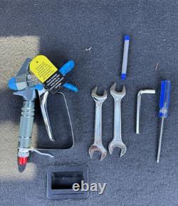 Avanti AV-3/5-BT Spray Gun 58056 (Blue/Gray)/ Tube Kit
