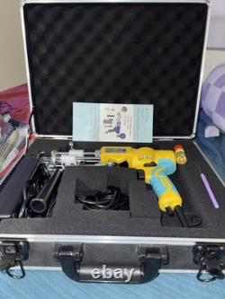 Electric Tufting Gun Kit AK-V/AK-VI with Hard Carry Case, Manual & Accessories