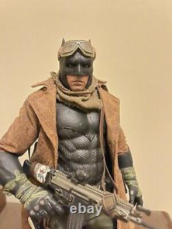Hot Toys MMS372 BvS Knightmare Batman 1/6 Scale WithKit Chen Coat