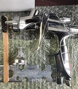 Iwata Supernova WS400 Evo 1.3 Spray Gun Kit. Tools, Regulator, PPS Included