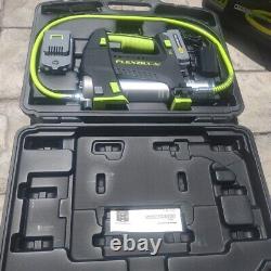 New Flexzilla L1388LFZ Cordless Grease Gun Kit Light 2 Batteries Battery Changer