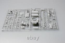 Trumpeter 911 M16 Multiple-Gun Motor Carriage 1/16 Scale Plastic Model Kit