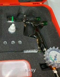 Walcom HVLP Genesi 1.2 spray gun with repair kit, case, Gauge & Reg, & Alum. Cup