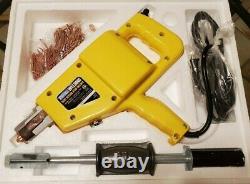 Auto Body Dent Repair Kit Electric Stud Welder Gun Avec 2lb Puller Hammer