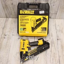 Dewalt DWFP72155 Pistolet à clous de finition angulaire DA de précision pneumatique de 15 gauge