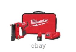 Kit de cloueuse à épingles sans fil Milwaukee 2540-21 M12 12 volts 23-gauge lithium-ion avec