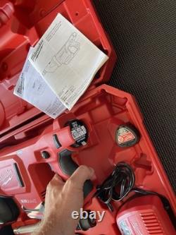 Kit de nettoyeur de drains Milwaukee Tool 2572B-21 pistolet à air M12 Airsnake