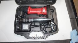 Kit de pistolet à graisse sans fil Legacy L1380 Mega Power avec 2 batteries