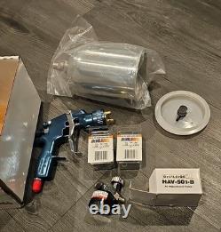 Kit de pistolet à peinture Devilbiss FLG-654 Finishline HVLP à solvant avec buses de 1.3, 1.5, 1.8
