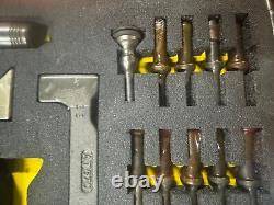 Kit de pistolet à rivets A. T. I AT590RGK-4X Démonstration de boîte ouverte Bumper Technicien Aero aveugle