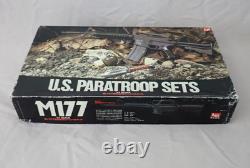 Le kit de modèle de la carabine Colt M-177 pour parachutistes à l'échelle 1:11, arme en plastique non tirante