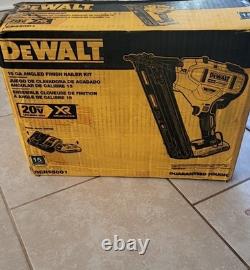 Nouveau Kit de Pistolet à Clous DeWalt DCN650D1 15 GA avec Chargeur de Batterie Inclus NEUF