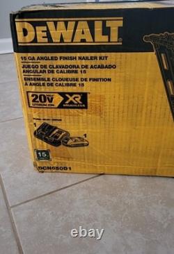 Nouveau Kit de Pistolet à Clous DeWalt DCN650D1 15 GA avec Chargeur de Batterie Inclus NEUF